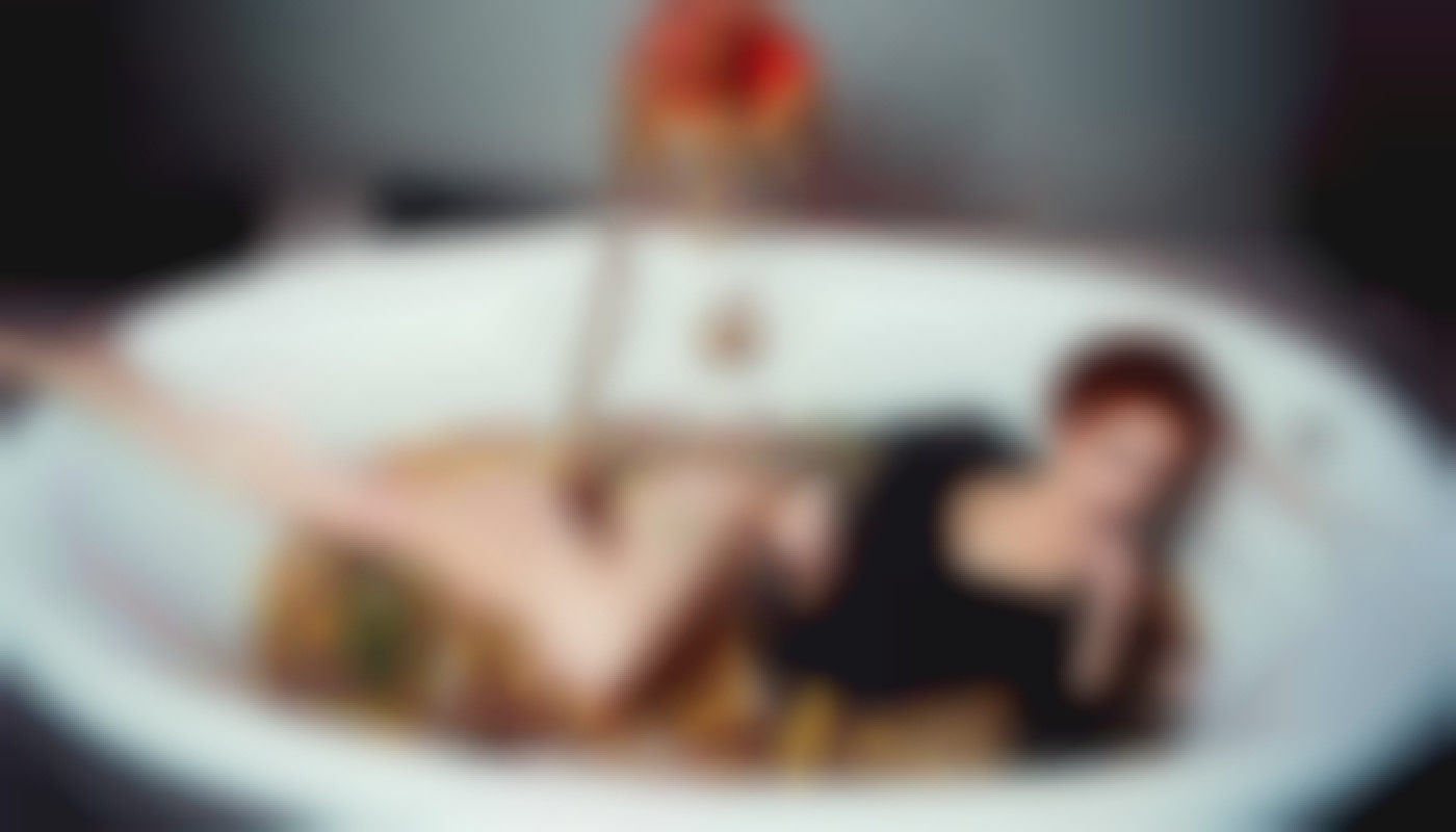 Comment créer et gérer un harem virtuel dans un jeu de rôle érotique ?